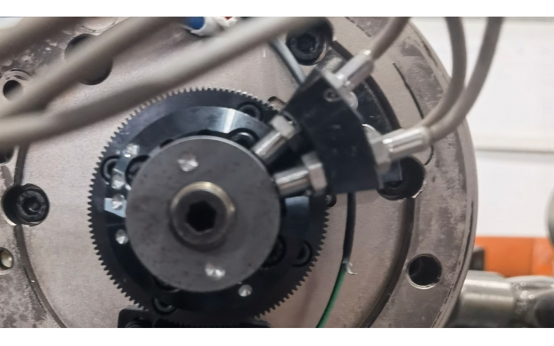 M5微小型电感接近开关在数控机床主轴检测上的应用汇总